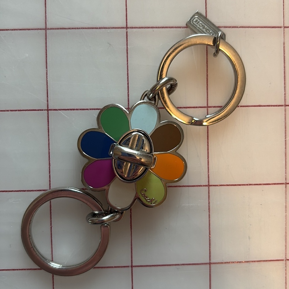 Coach Daisy Keychain Two Piece Toggle EUC Vintage Original Owner
